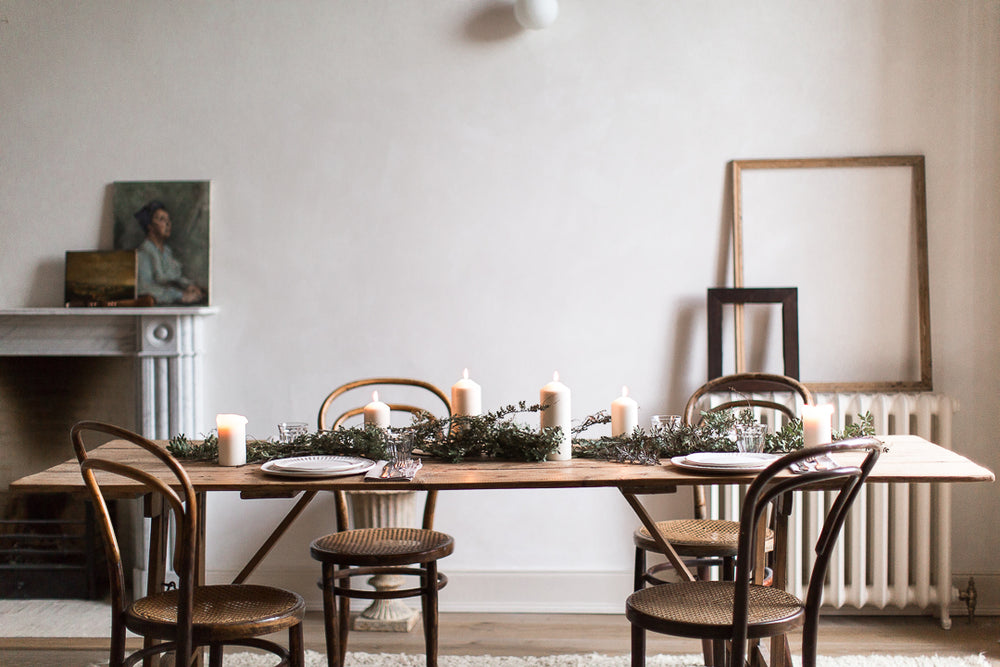 simple natural table decor 