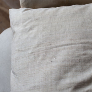 
            
                Load image into Gallery viewer, Undyed Handspun Eri Silk Cushion Covers
            
        