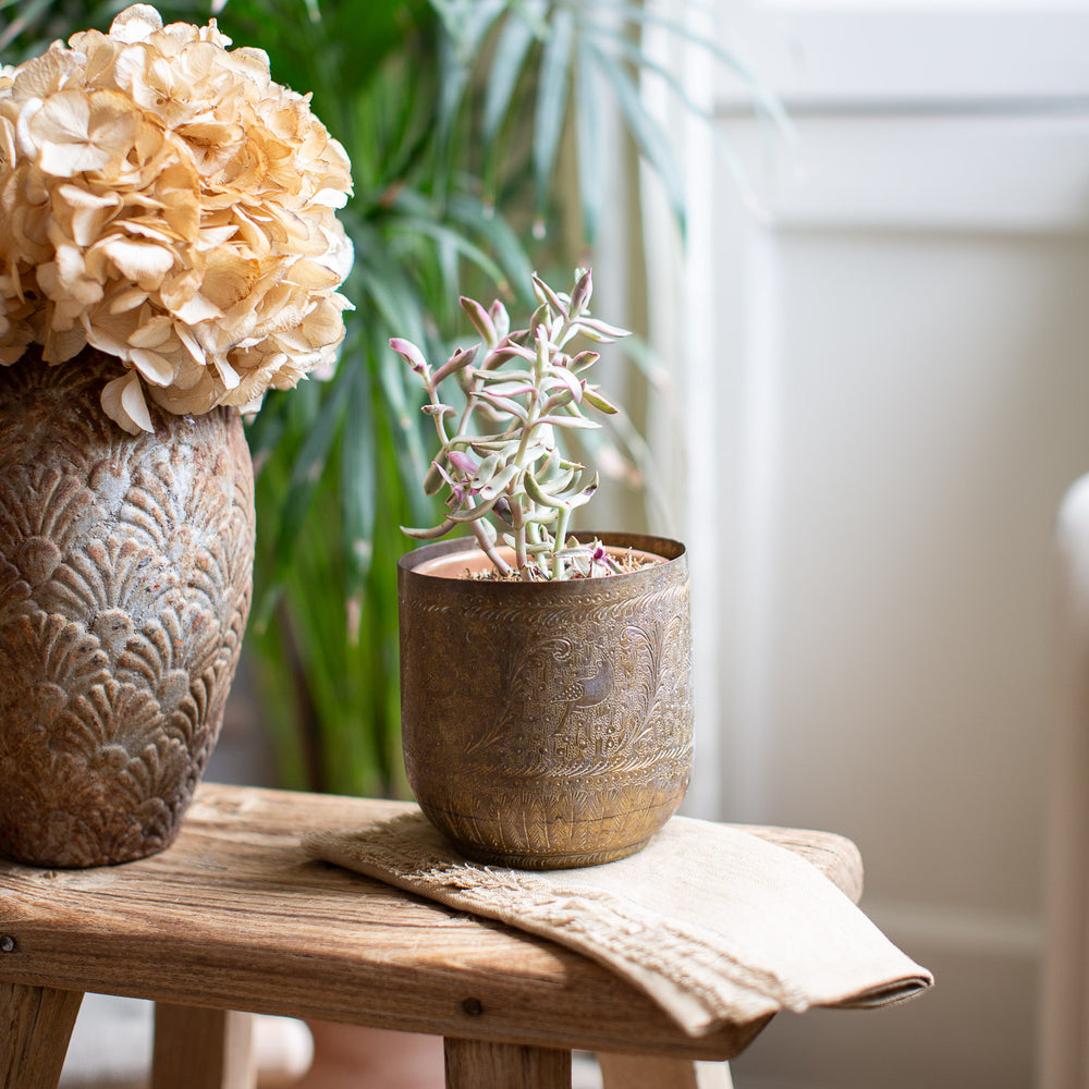 Vintage Cast Iron Decorative Palmette Vase