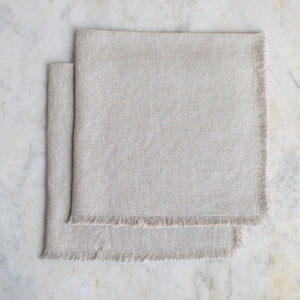 HANDMADE HEAVY FRINGED LINEN NAPKIN SET IN NATURAL