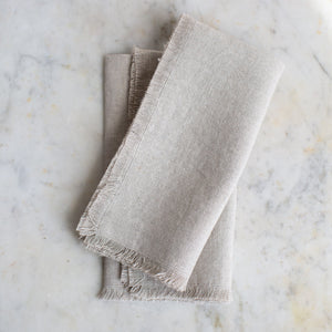HANDMADE HEAVY FRINGED LINEN NAPKIN SET IN NATURAL