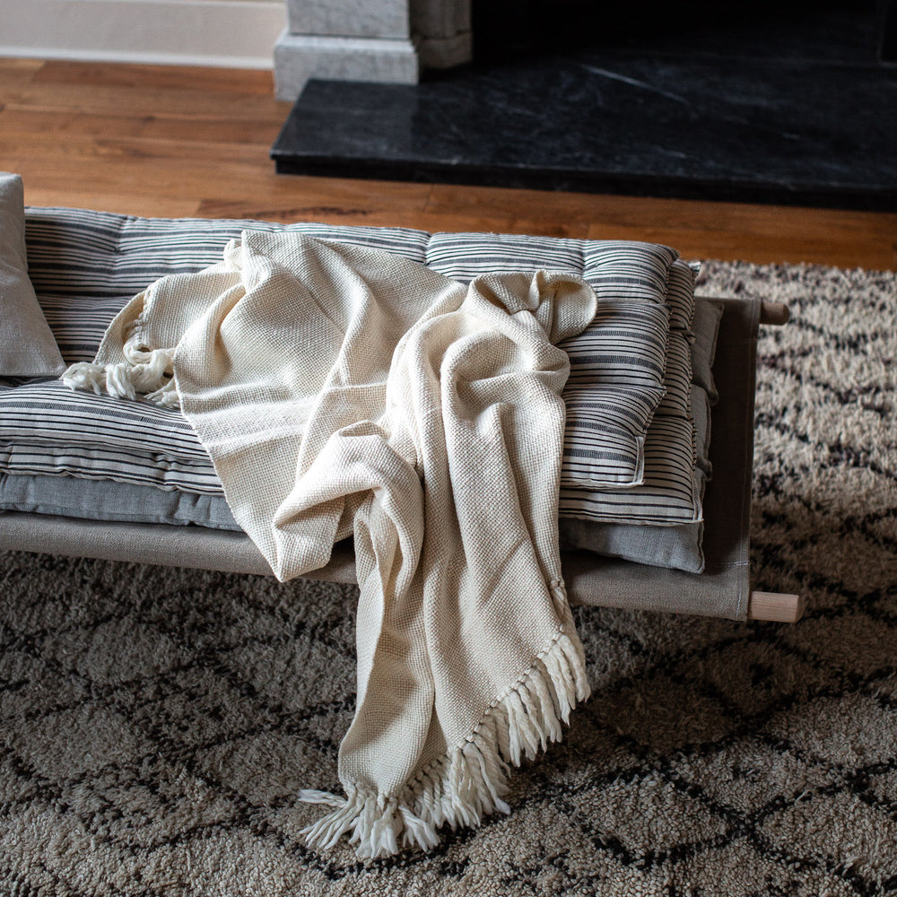 Wool blanket grey deals