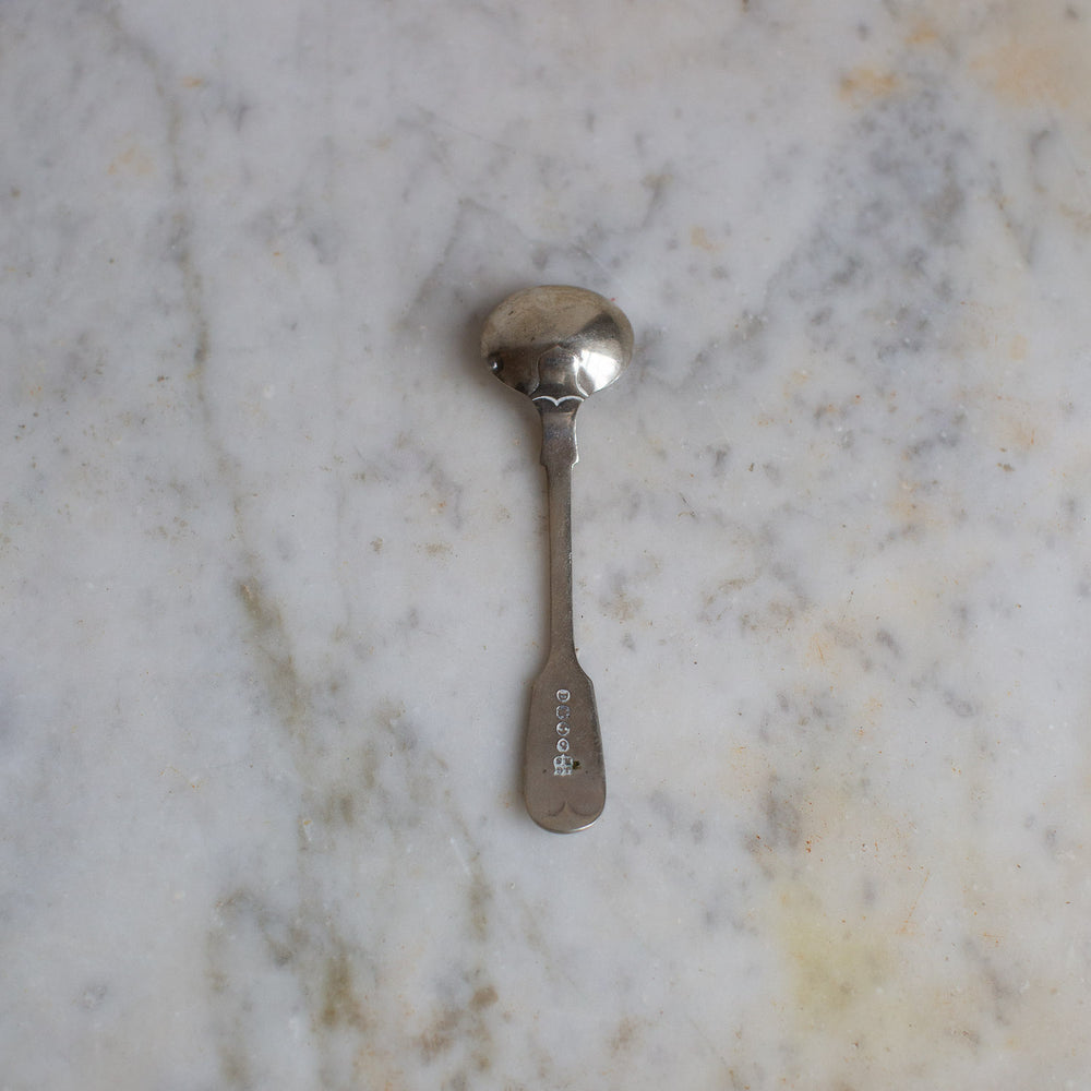 Vintage salt spoons top