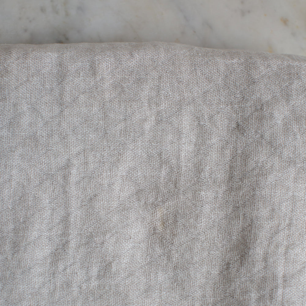 Ex-Prop HANDMADE CRUSHED LINEN BLANKET IN NATURAL