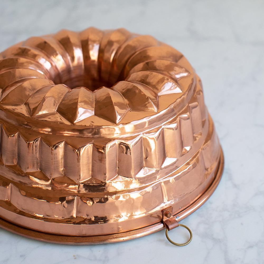 HAND FORGED COPPER BUNDT CAKE MOULD I Ellei Home