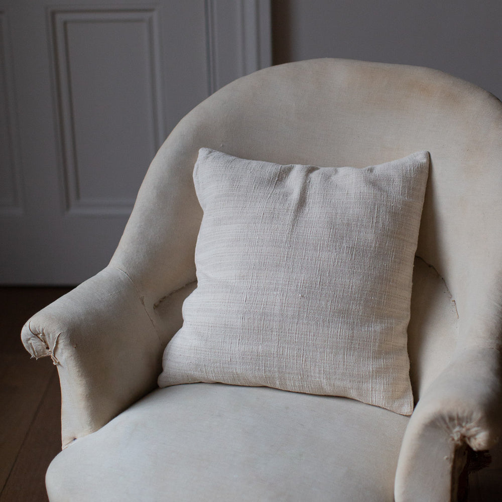 HANDSPUN COTTON CUSHION COVERS IN NATURAL STRIPES