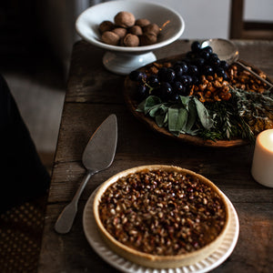 STONE WASHED CAKE AND PIE SERVER