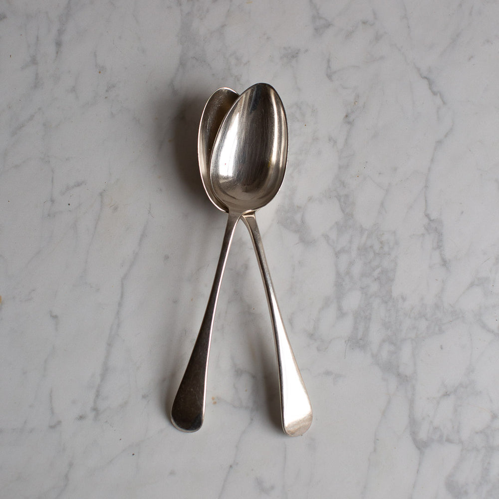 VINTAGE SIMPLE SERVING SPOON SET