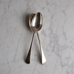 VINTAGE SIMPLE SERVING SPOON SET