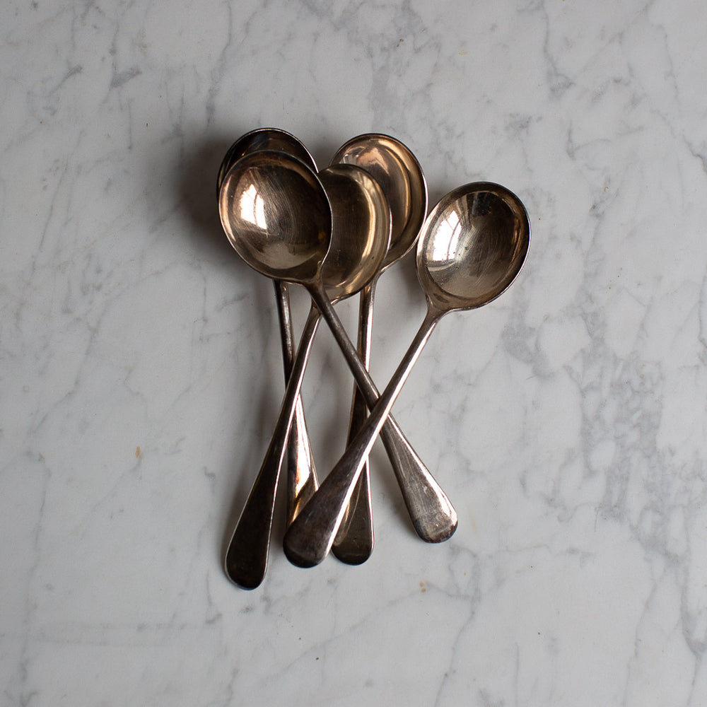 VINTAGE SIMPLE SOUP SPOON SET