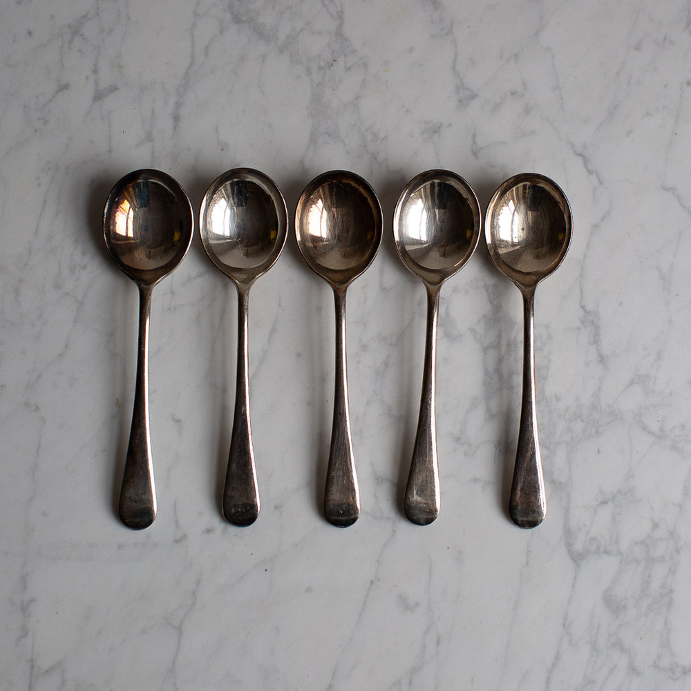 VINTAGE SIMPLE SOUP SPOON SET