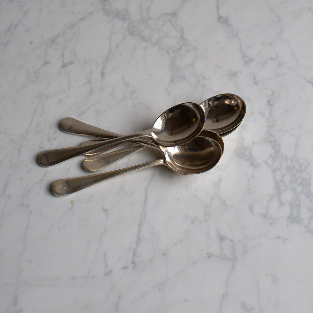 VINTAGE SIMPLE SOUP SPOON SET