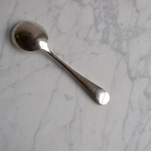 VINTAGE SIMPLE SOUP SPOON SET