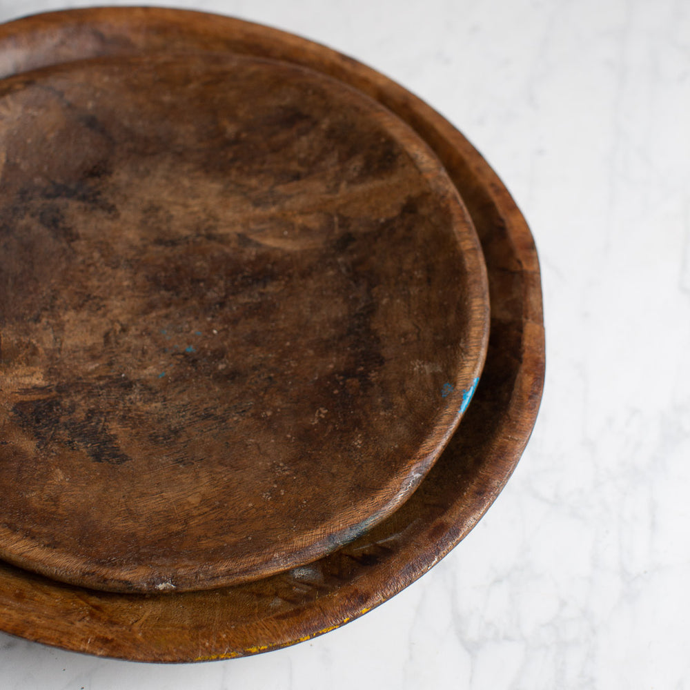 VINTAGE SHALLOW WOODEN BOWL