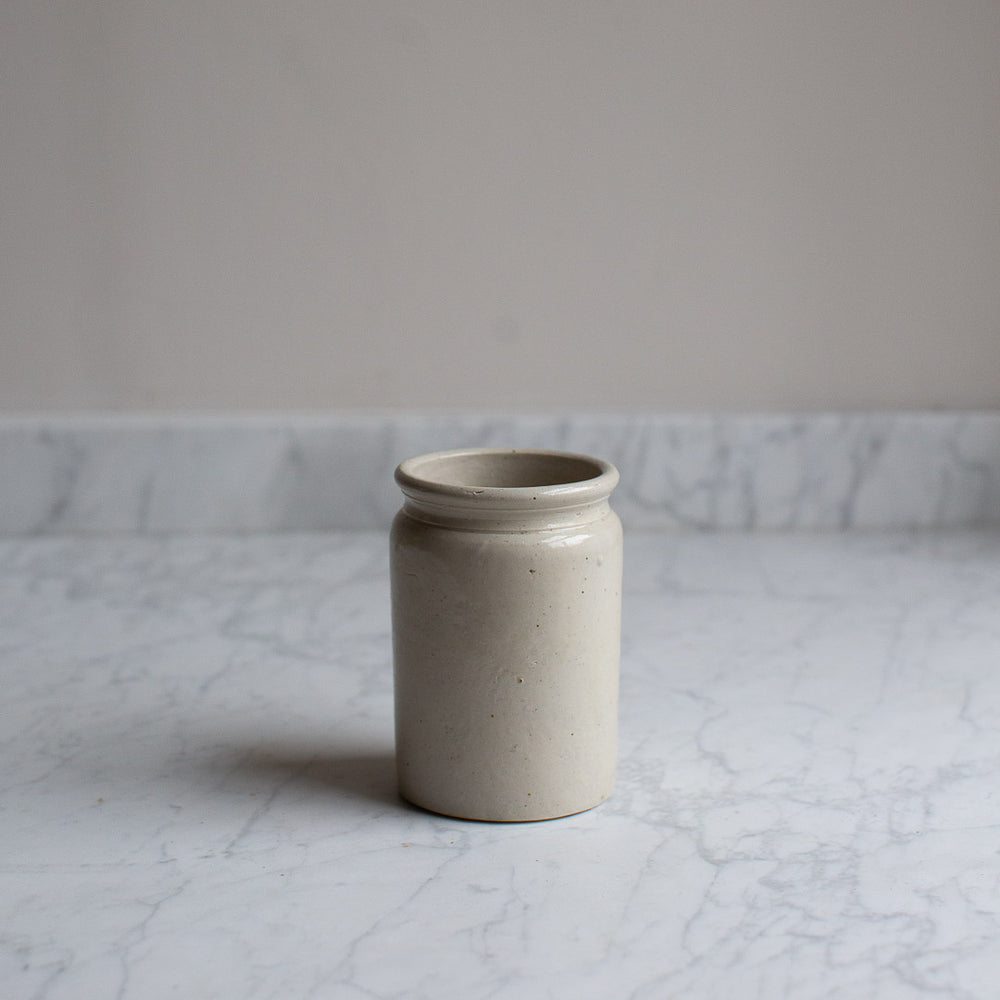VINTAGE UTENSIL HOLDER JAR WITH RIM