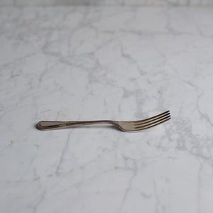 VINTAGE DECORATIVE DESSERT FORKS