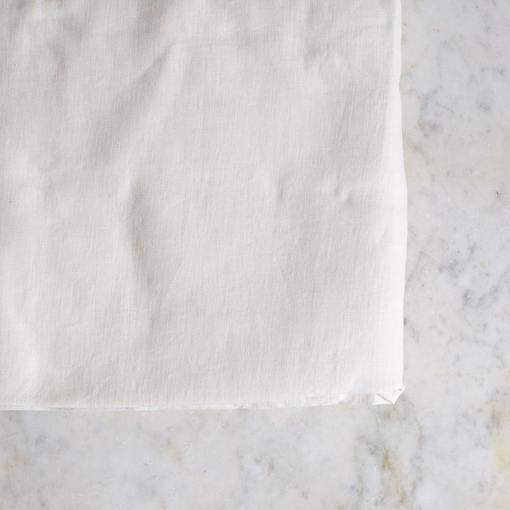 BELGIAN LINEN FITTED SHEETS IN NATURAL WHITE