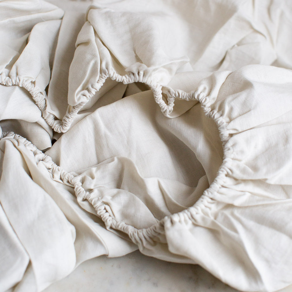 BELGIAN LINEN FITTED SHEETS IN NATURAL WHITE