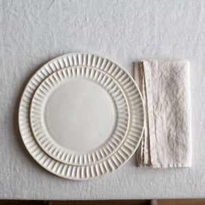 HANDMADE LINEN NAPKIN SET IN WARM WHITE