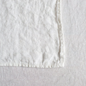 HANDMADE HEAVY LINEN NAPKIN SET IN OFF-WHITE