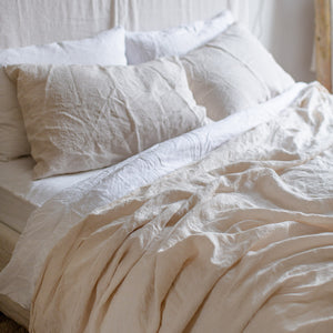 HANDMADE LINEN TOP SHEET IN WARM WHITE