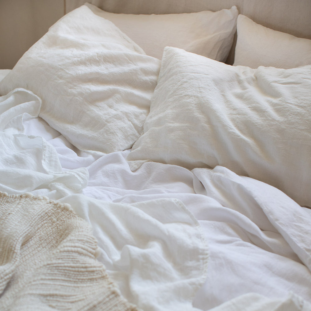 HANDMADE LINEN PILLOWSLIP SET IN OFF-WHITE