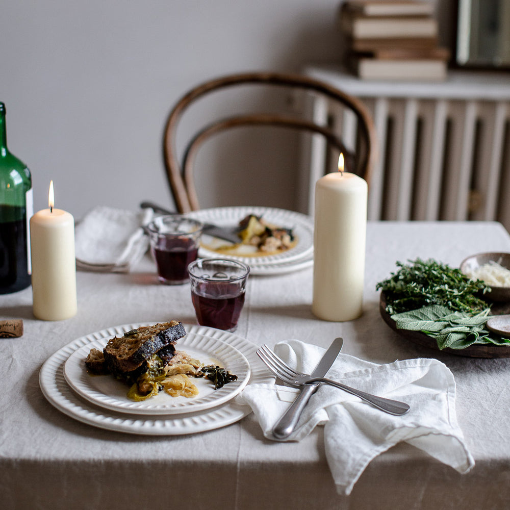 HANDMADE HEAVY LINEN NAPKIN SET IN OFF-WHITE