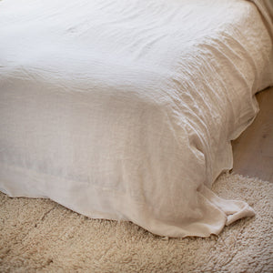 HANDMADE LINEN TOP SHEET IN WARM WHITE