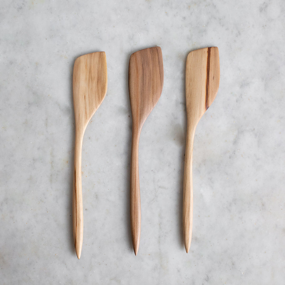 HAND CARVED SWEET GUM COOKING SPATULA – Ellei Home