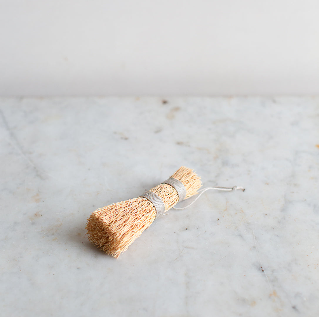 CEREAL ROOT SCRUBBING WHISK – Ellei Home