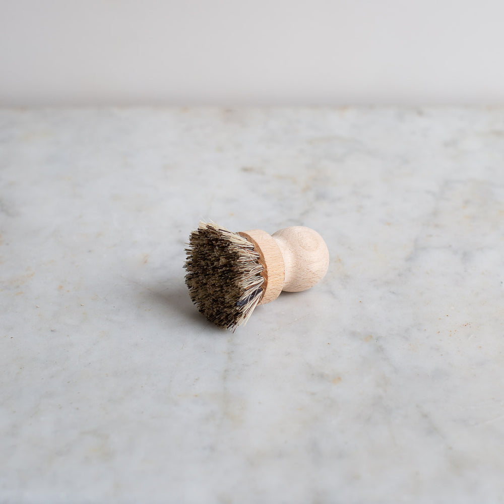 NATURAL KNOB DISH BRUSH