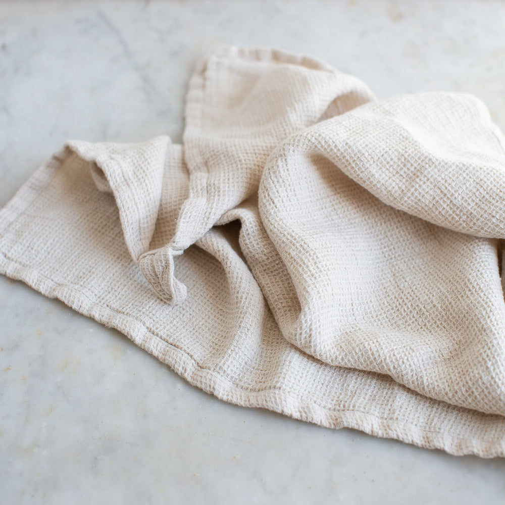 HANDMADE WAFFLE LINEN KITCHEN TOWEL IN OFF-WHITE – Ellei Home