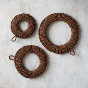 NATURAL SHURO PALM TRIVETS